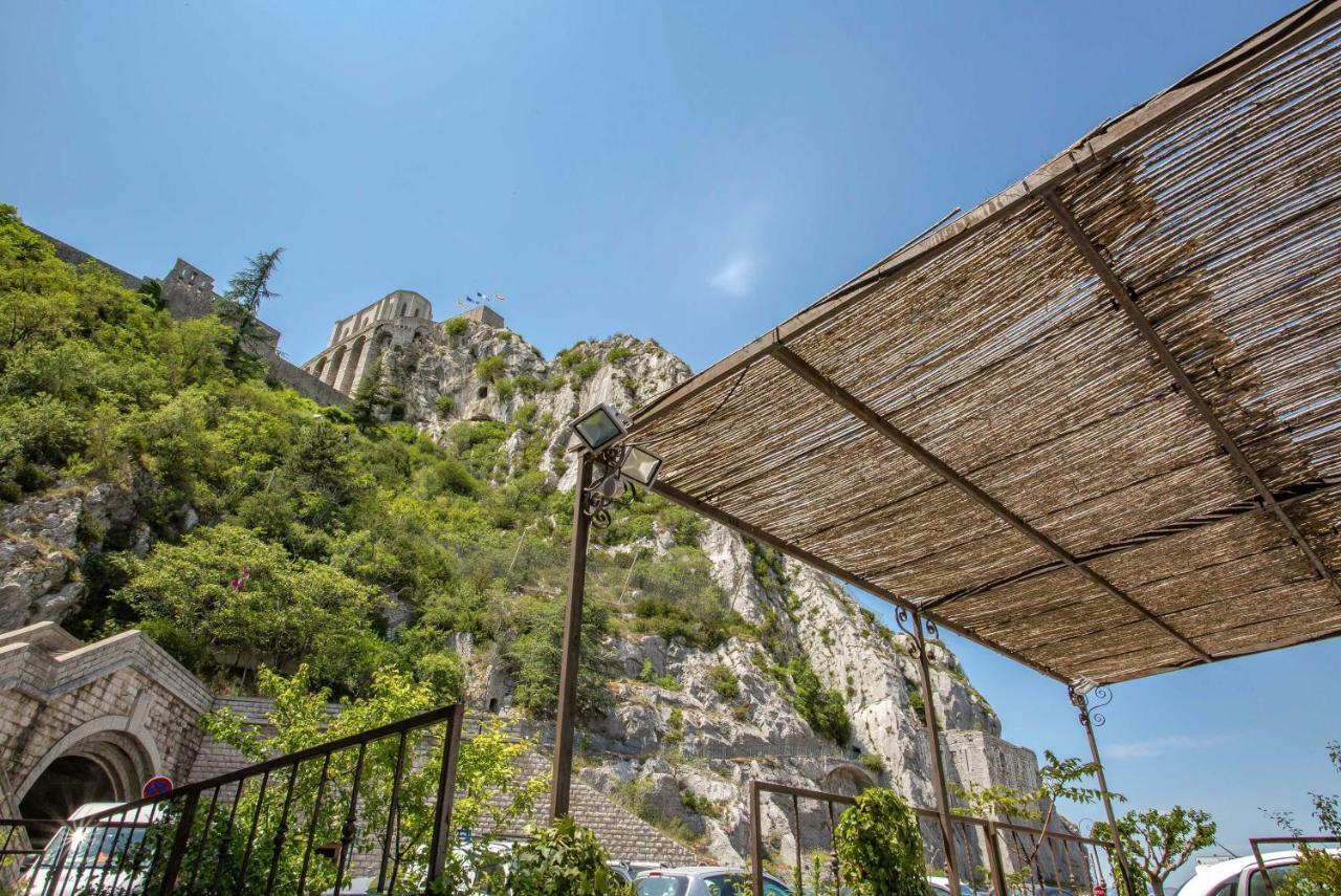 Hotel De La Citadelle Sisteron Exterior foto
